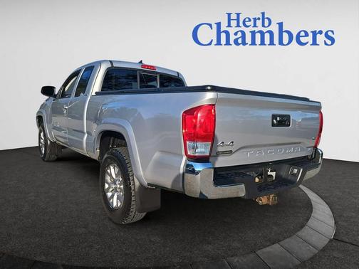 2017 Toyota Tacoma SR5