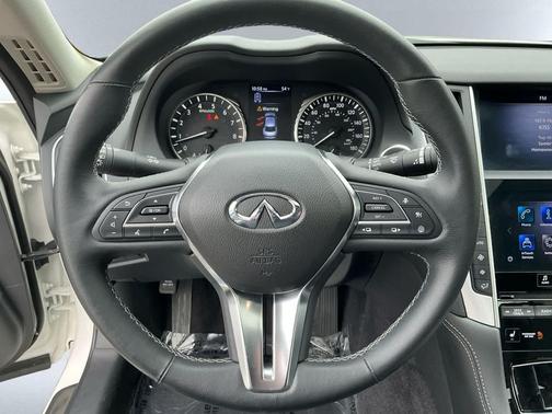 Majestic White 2022 INFINITI Q50 3.0t LUXE