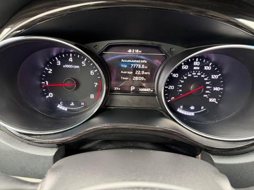 Snow White Pearl 2021 Kia Sedona SX