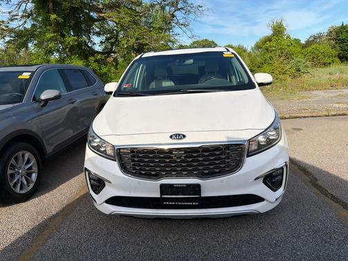 Snow White Pearl 2021 Kia Sedona SX