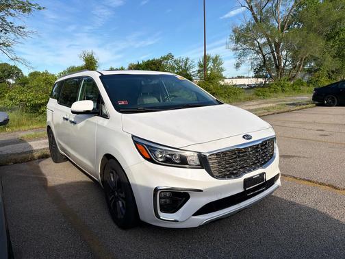 Snow White Pearl 2021 Kia Sedona SX