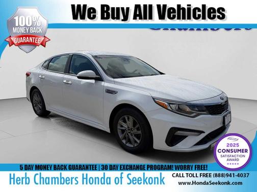 Snow White Pearl 2019 Kia Optima LX