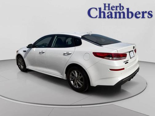Snow White Pearl 2019 Kia Optima LX