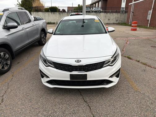 Snow White Pearl 2019 Kia Optima LX