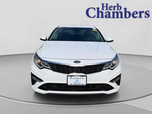 Snow White Pearl 2019 Kia Optima LX