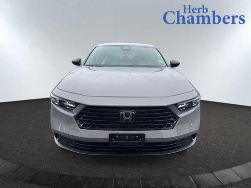 Urban Gray Pearl 2026 Honda Accord SE