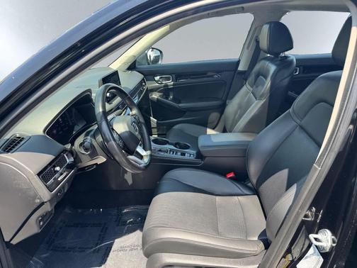 2022 Honda Civic Touring