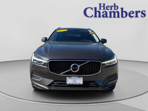 Maple Brown 2018 Volvo XC60 T5 Momentum