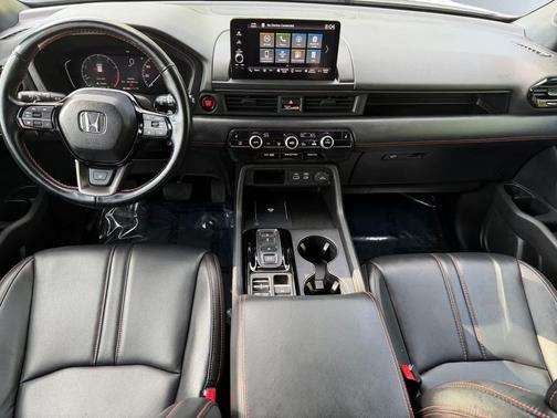 Platinum White Pearl 2025 Honda Pilot TrailSport