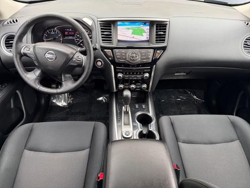 Gun 2019 Nissan Pathfinder SV