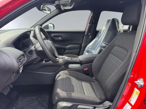 2025 Honda HR-V AWD Sport