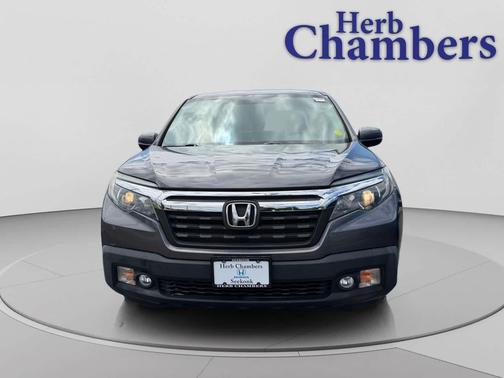 Modern Steel Metallic 2018 Honda Ridgeline RTL