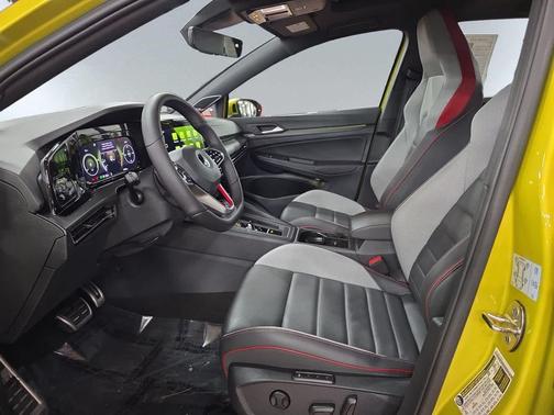 2022 Volkswagen Golf GTI 2.0T S DSG