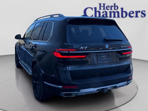 Black Sapphire 2023 BMW X7 xDrive40i
