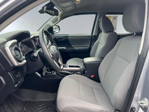 2020 Toyota Tacoma SR5