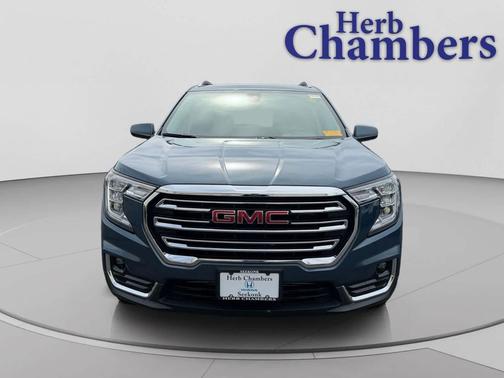 Downpour Metallic 2024 GMC Terrain SLT