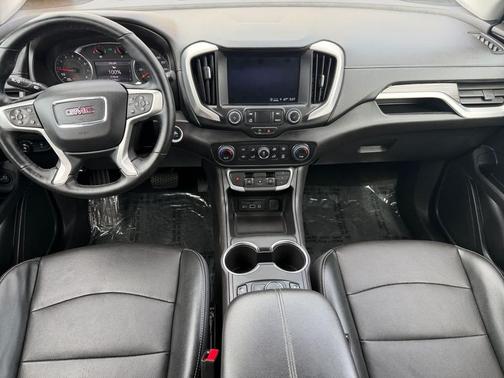 Downpour Metallic 2024 GMC Terrain SLT