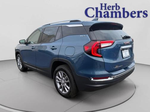 Downpour Metallic 2024 GMC Terrain SLT