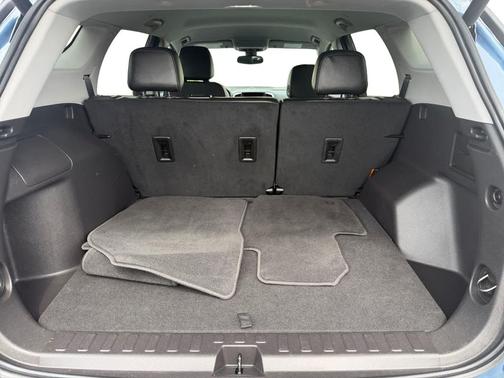 Downpour Metallic 2024 GMC Terrain SLT