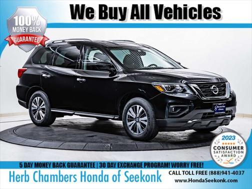 2019 Nissan Pathfinder SV