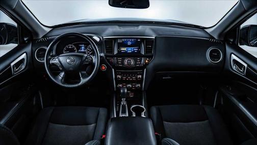 2019 Nissan Pathfinder SV