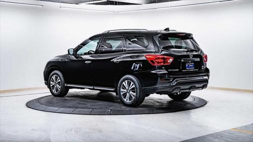 2019 Nissan Pathfinder SV