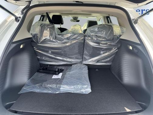 Platinum White Pearl 2027 Honda HR-V EX-L