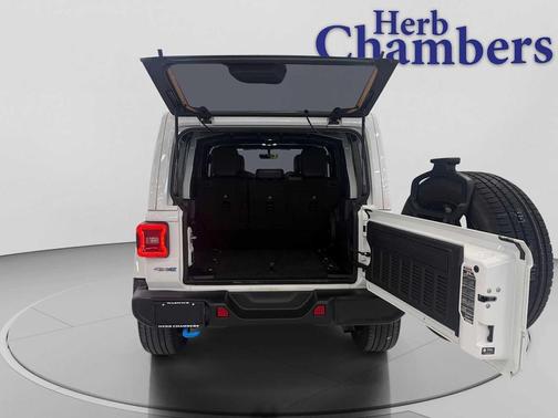 Bright White Clearcoat 2022 Jeep Wrangler Unlimited 4xe Sahara