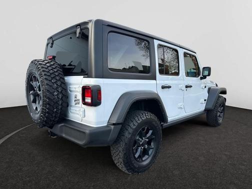 2022 Jeep Wrangler Unlimited Sport