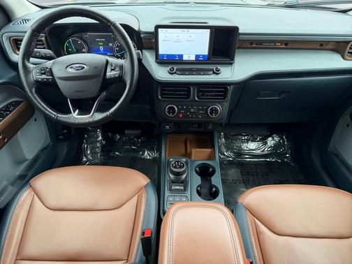 2022 Ford Maverick Lariat