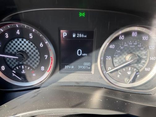 2020 Hyundai Veloster 2