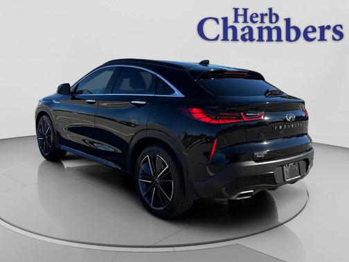 2023 INFINITI QX55 LUXE
