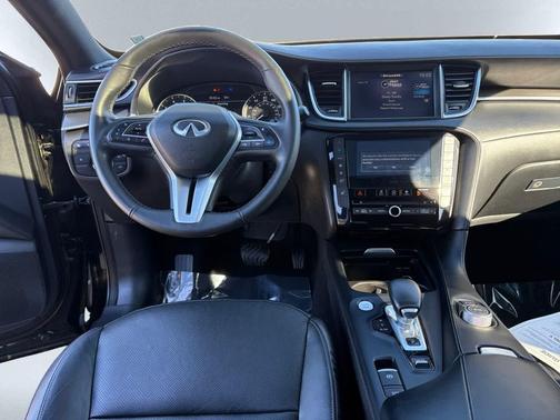 2023 INFINITI QX55 LUXE