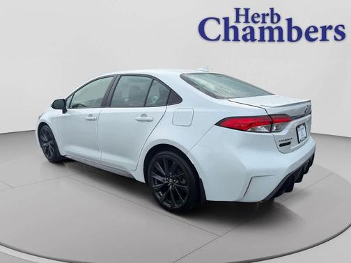 Wind Chill Pearl 2023 Toyota Corolla SE