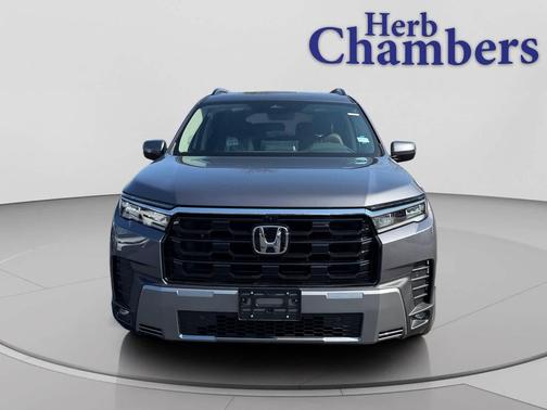 2026 Honda Pilot Touring 8-Passenger