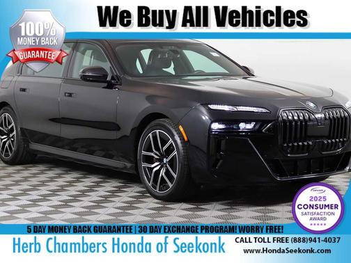 Black Sapphire 2023 BMW 760 xDrive