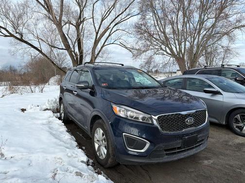 2016 Kia Sorento LX