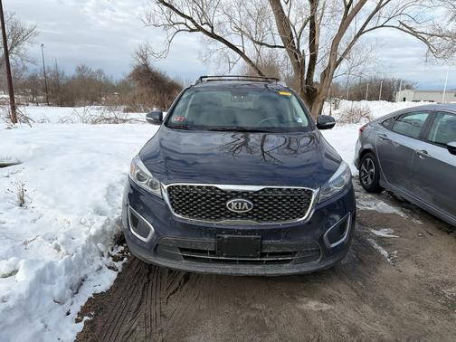 2016 Kia Sorento LX