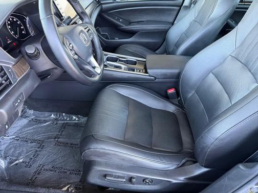 Modern Steel Metallic 2019 Honda Accord EX-L