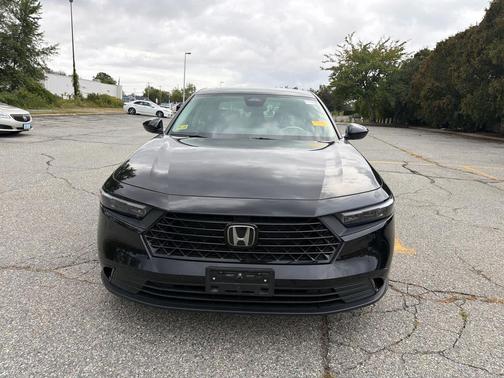 Crystal Black Pearl 2024 Honda Accord EX