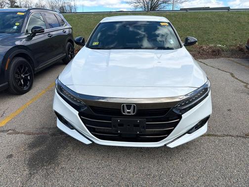 Platinum White Pearl 2022 Honda Accord Sport 1.5T