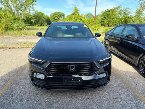 Crystal Black Pearl 2025 Honda Accord Hybrid Sport-L