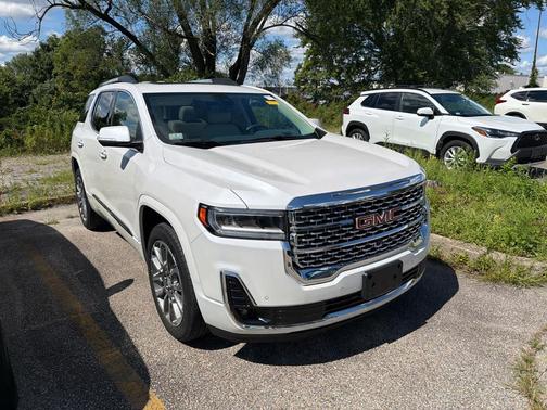 White Frost Tricoat 2023 GMC Acadia Denali