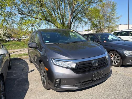 Modern Steel Metallic 2023 Honda Odyssey Touring