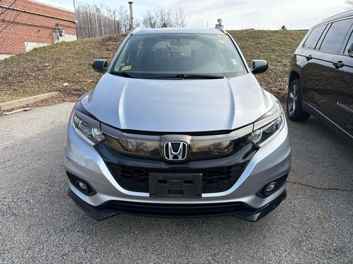 Lunar Silver 2019 Honda HR-V Sport