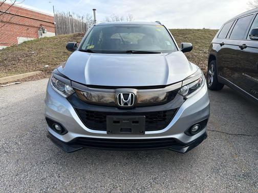 Lunar Silver 2019 Honda HR-V Sport