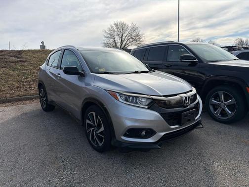 Lunar Silver 2019 Honda HR-V Sport
