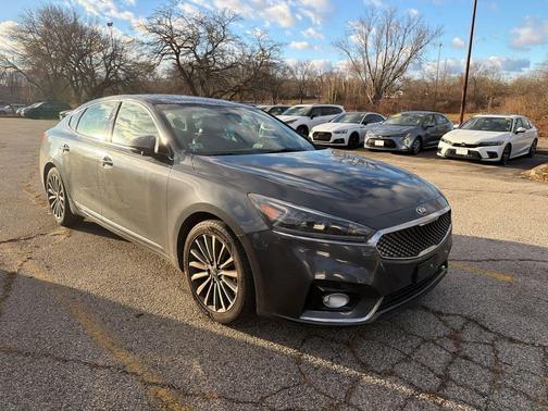 2018 Kia Cadenza Premium