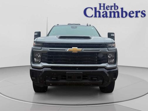 2024 Chevrolet Silverado 2500 Custom
