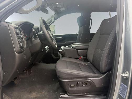 2024 Chevrolet Silverado 2500 Custom